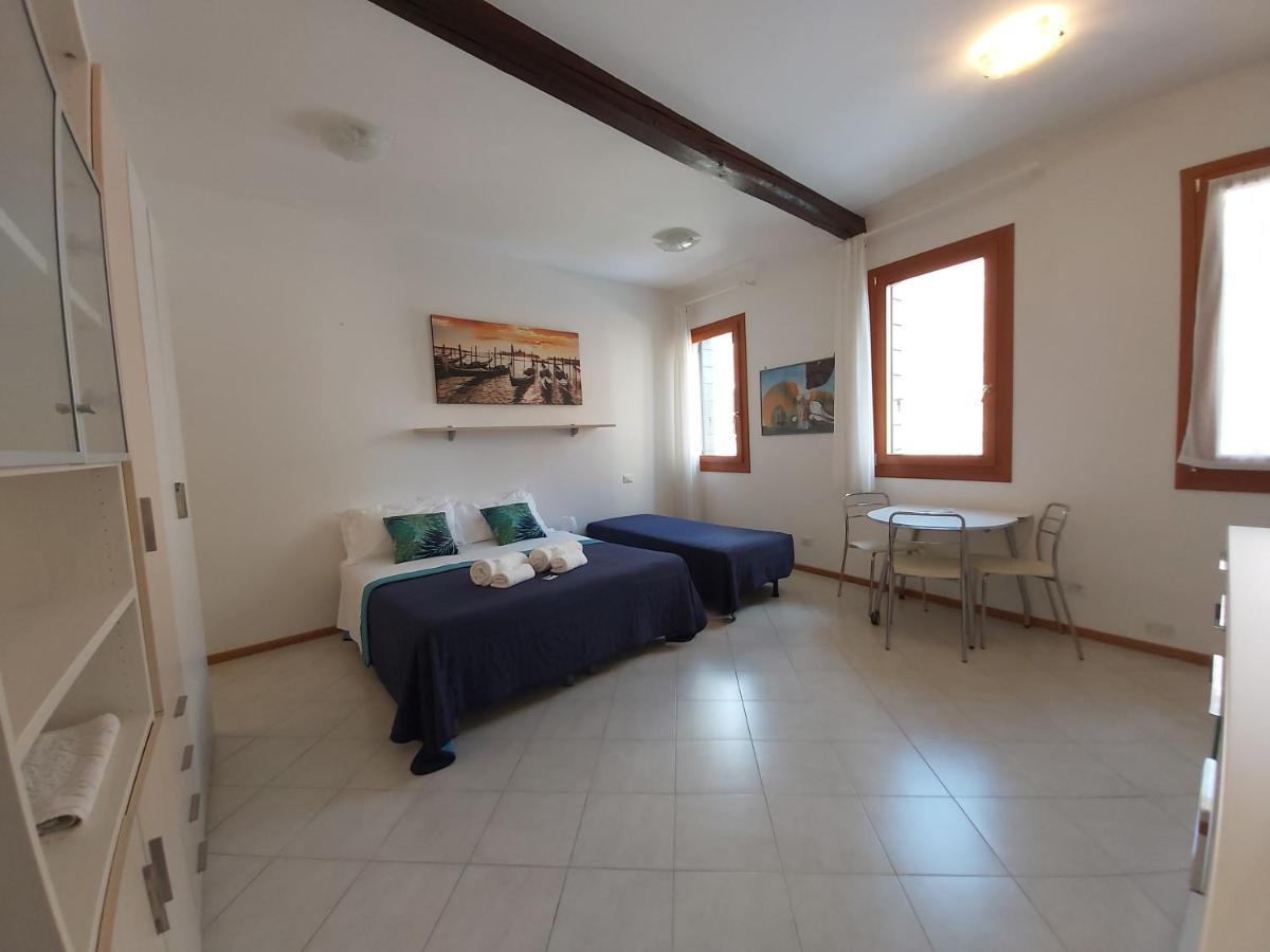 Veneziacentopercento Corderie Apartment Luaran gambar